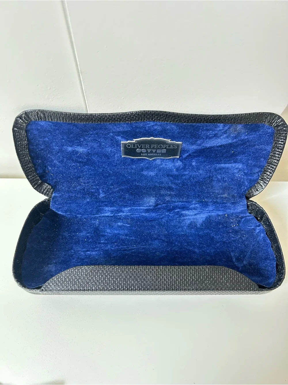 Vintage Oliver Peoples Hard Sunglasses/Glasses case set